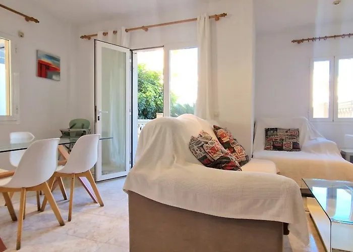 Cerca De La Playa Con Terraza * كان بيكافورت