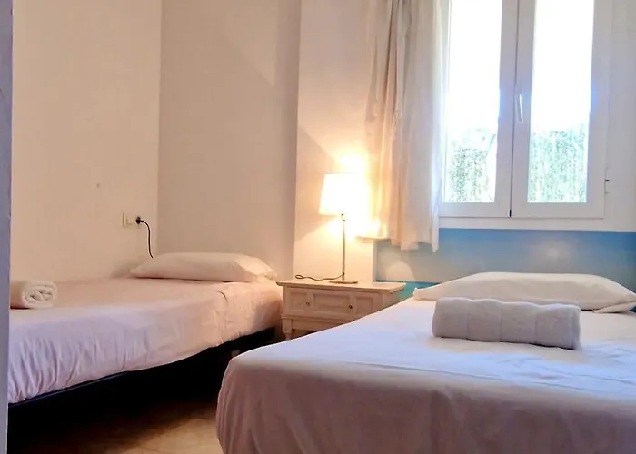 Cerca De La Playa Con Terraza